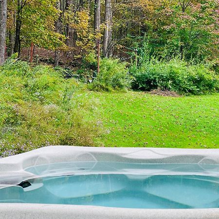 Cozy Cottage With Jacuzzi And Fire Pit And Reading Nook! Livingston Manor Екстер'єр фото