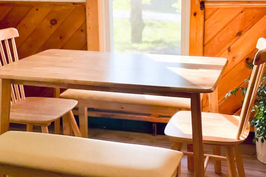 Cozy Cottage With Jacuzzi And Fire Pit And Reading Nook! Livingston Manor Екстер'єр фото