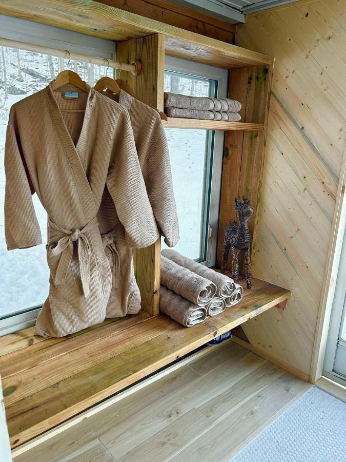 Cozy Cottage With Jacuzzi And Fire Pit And Reading Nook! Livingston Manor Екстер'єр фото